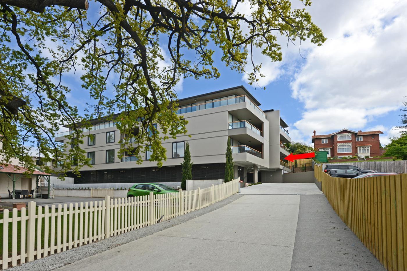 Osaka Heights Apartment