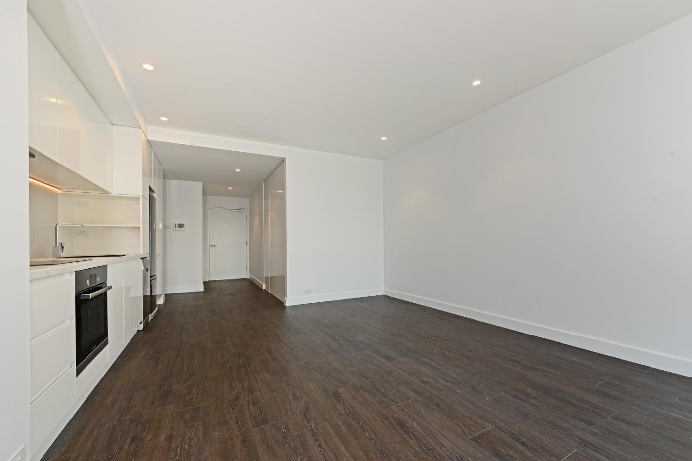 Osaka Heights Apartment